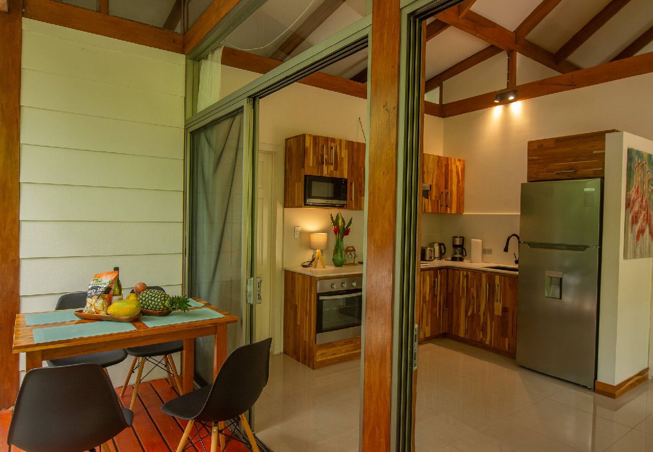 Villa en Cahuita - Three Monkeys Cahuita 2 Casas Piscina AC BBQ 