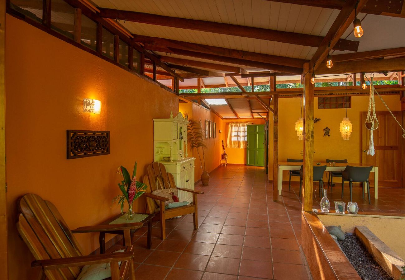 Casa en Playa Chiquita - Rakú - Cerca de playa - rentas mensuales
