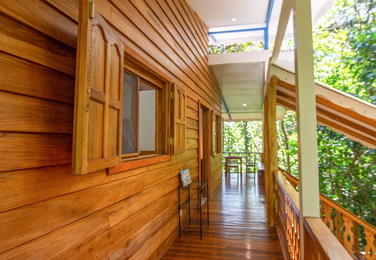 Casa en Cocles - Blue Mavericks para amantes de la naturaleza ¡SOLO 4x4!