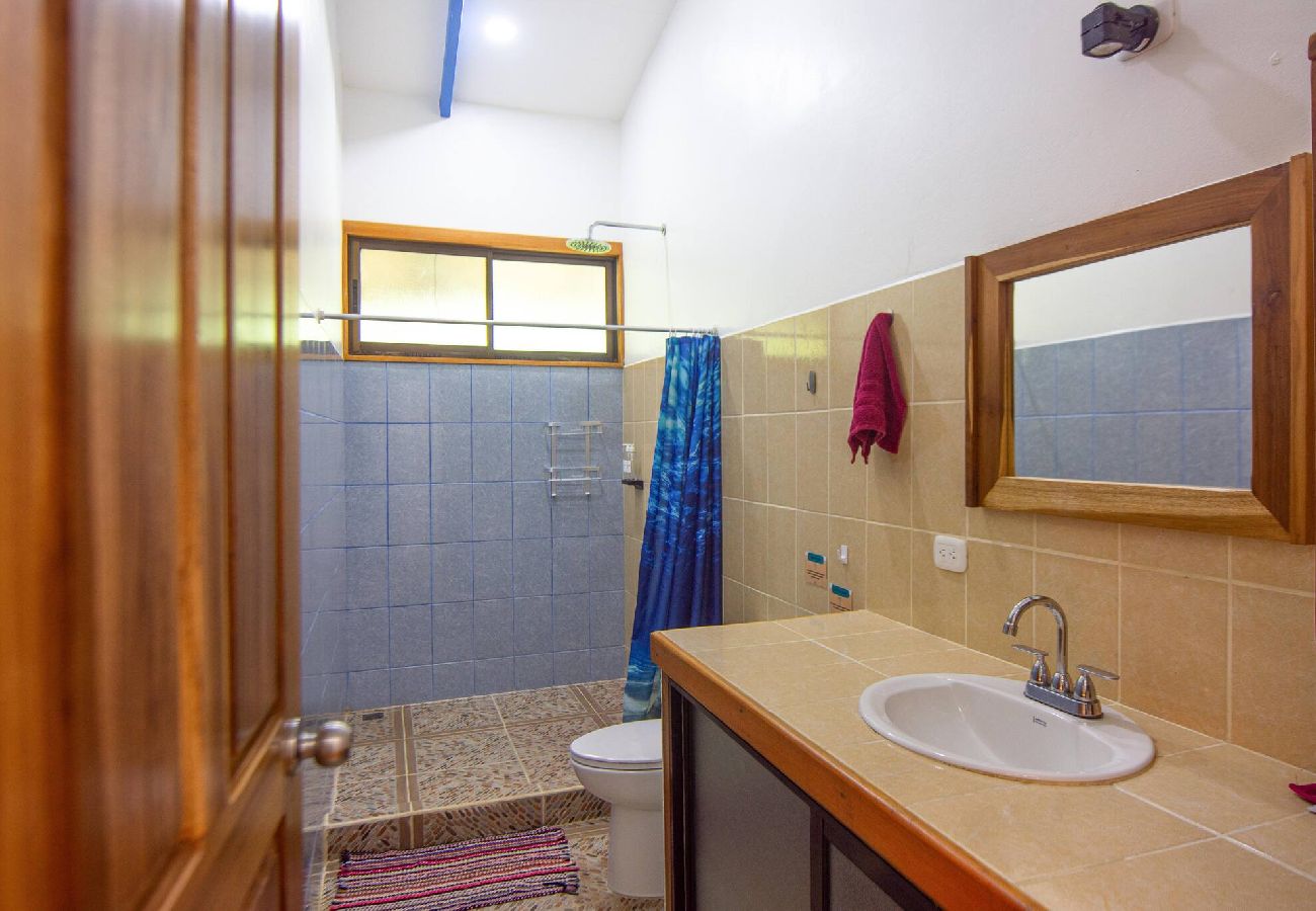 Casa en Cocles - Blue Mavericks para amantes de la naturaleza ¡SOLO 4x4!