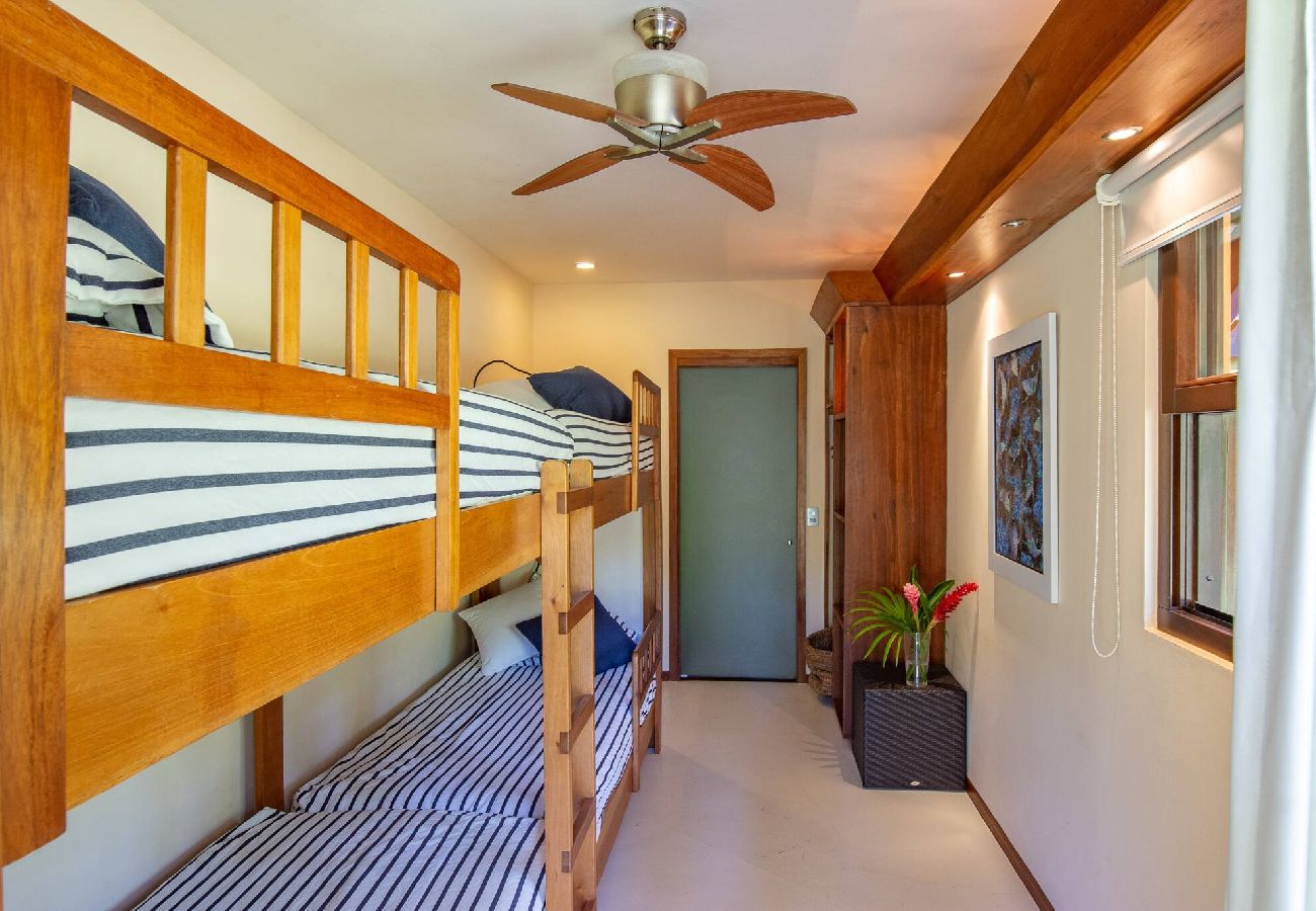 Villa en Playa Chiquita - Villa frente al mar con chef privado