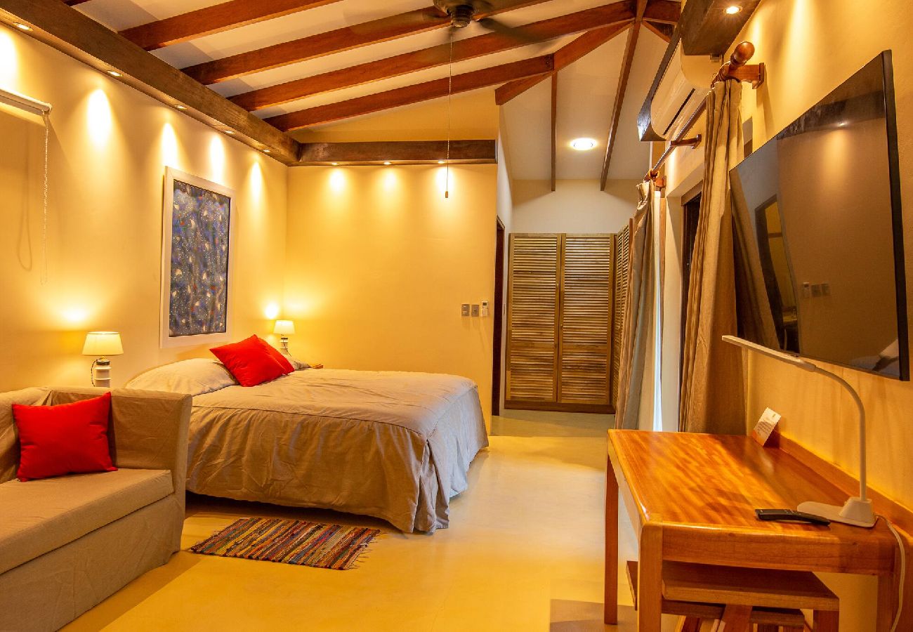 Villa en Playa Chiquita - Villa frente al mar con chef privado