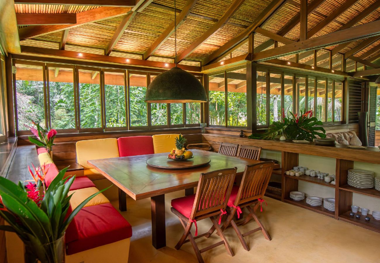 Villa en Playa Chiquita - Villa frente al mar con chef privado