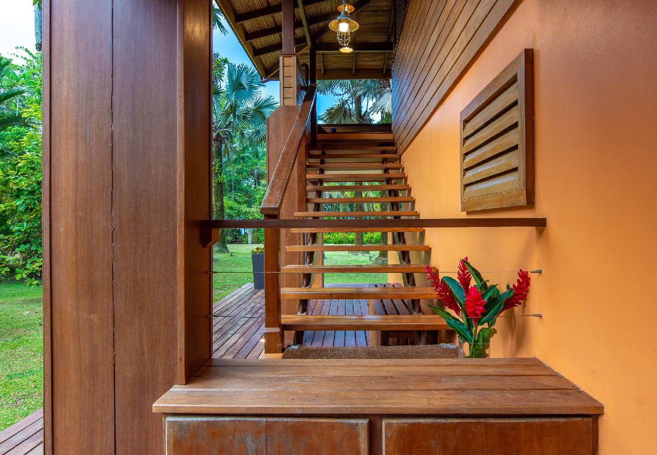 Villa en Playa Chiquita - Villa frente al mar con chef privado