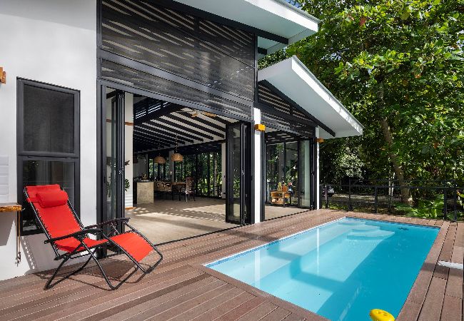 Casa en Playa Negra - Casa Kali Piscina y AC a 4 minutos de la playa 