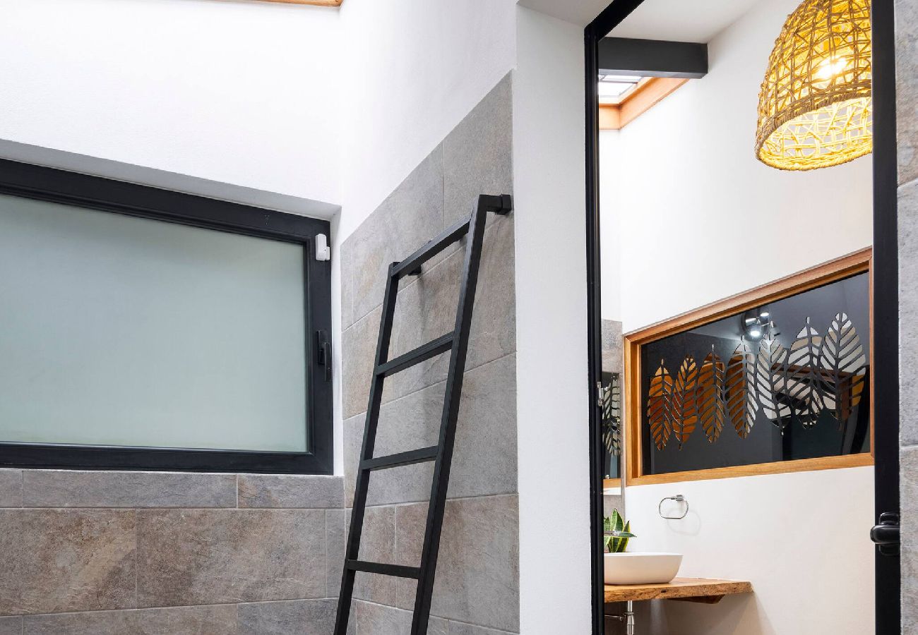 Casa en Playa Negra - Casa Kali Piscina y AC a 4 minutos de la playa 