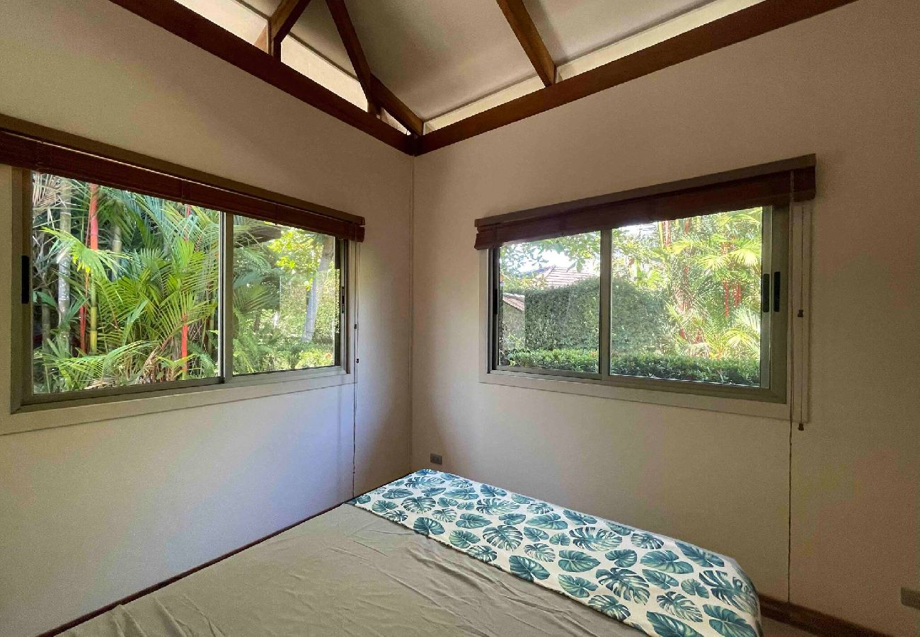 Villa en Cahuita - Three Monkeys Cahuita 2 Casas Piscina AC BBQ 