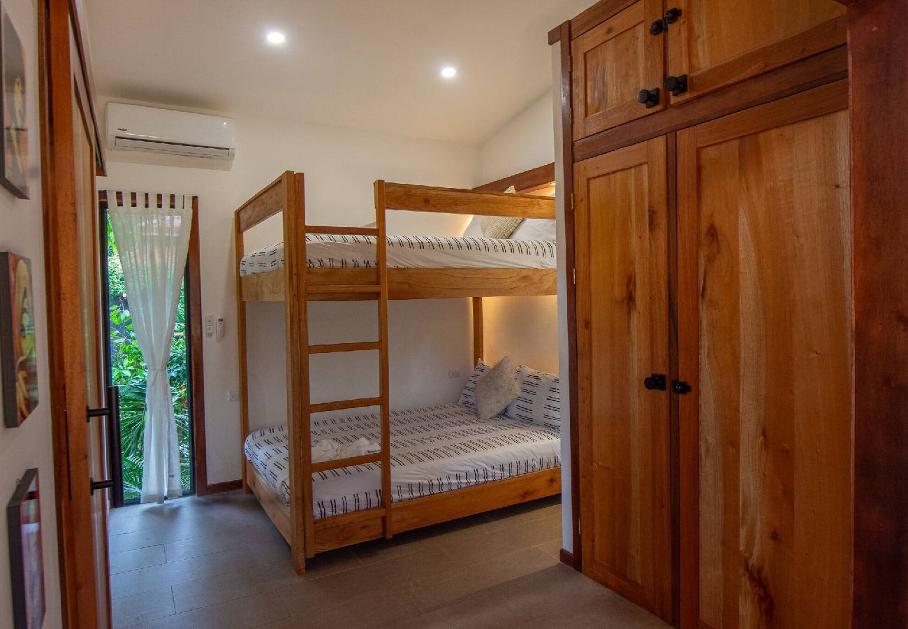 Casa en Playa Negra - Casa Kanani con Piscina a 350 mts de la playa 
