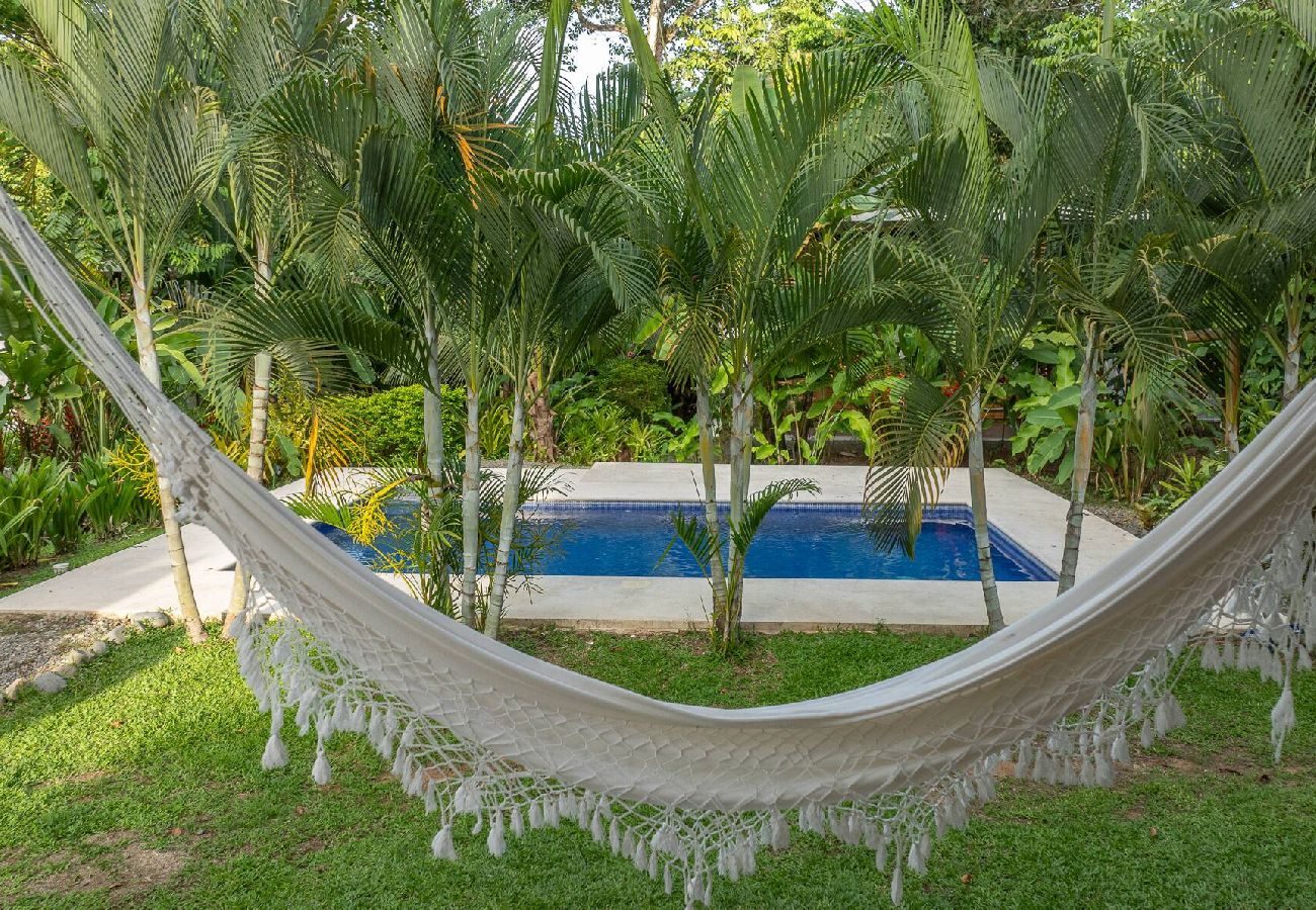 Villa en Playa Chiquita - Tres Lodge para 10 personas con Piscina privada 