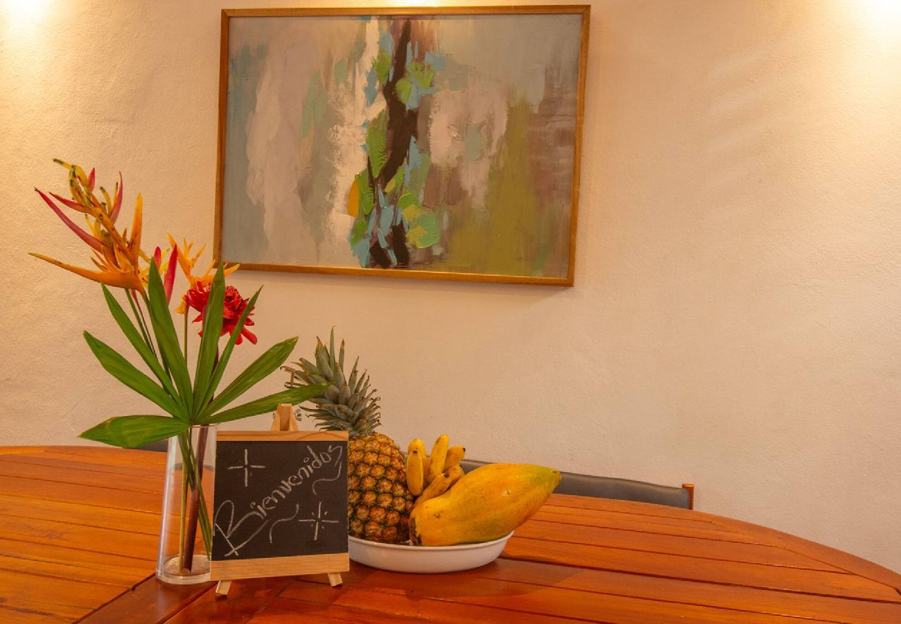 Casa en Cahuita - Luz de Luna AC piscina privada a 300 m de la playa