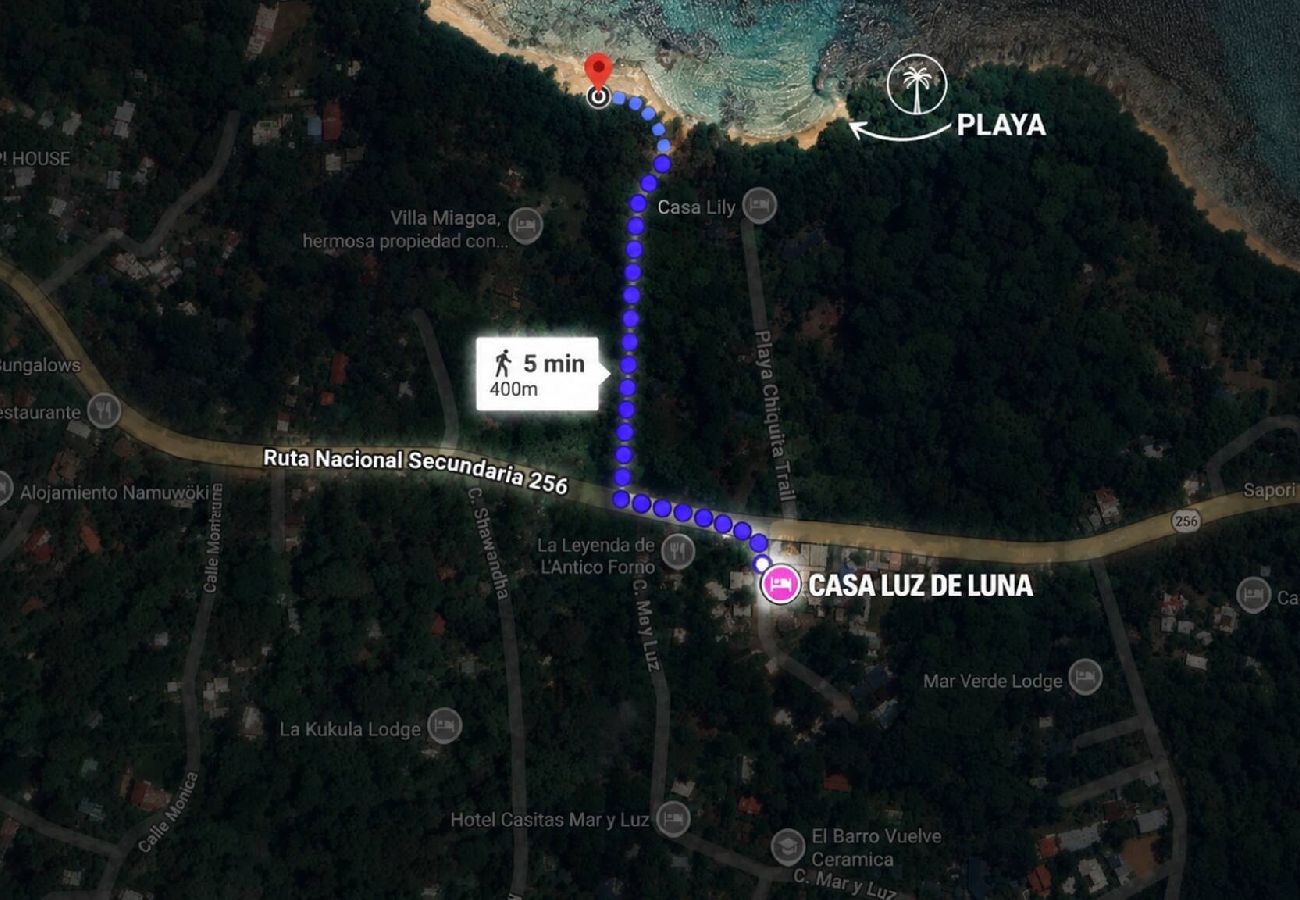 Casa en Cahuita - Luz de Luna AC piscina privada a 300 m de la playa