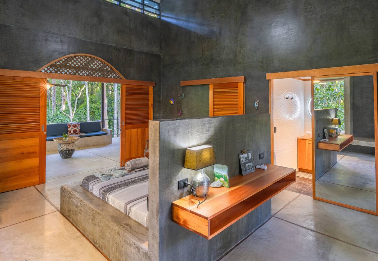 Casa en Paraíso - Casa Tapa Dulce | Gran casa en bosque con piscina