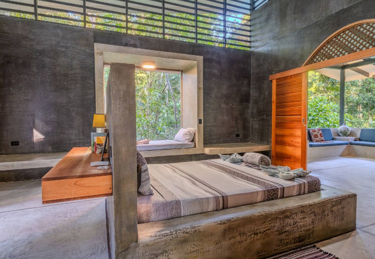 Casa en Paraíso - Casa Tapa Dulce | Gran casa en bosque con piscina