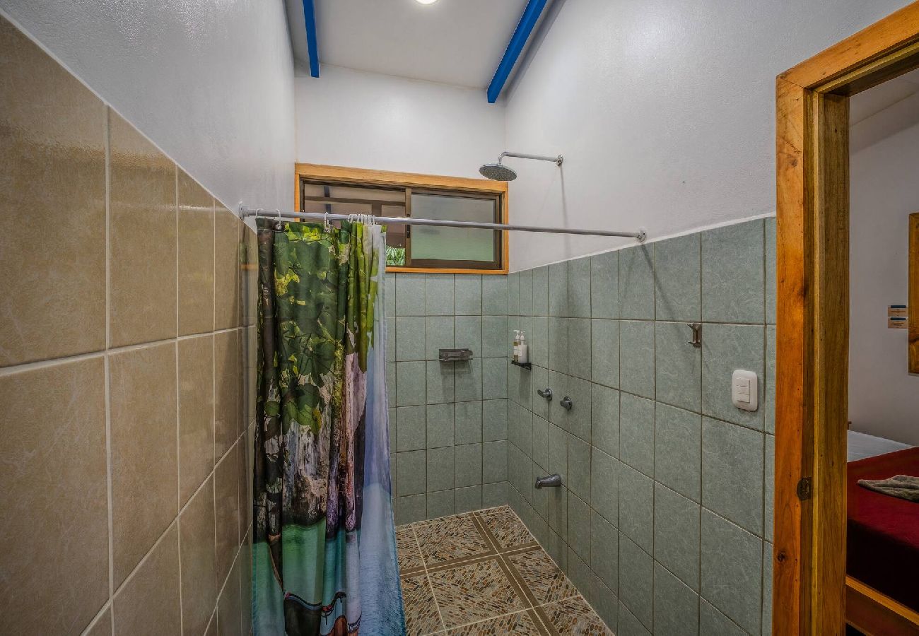 House in Cocles - Blue Mavericks for Nature Lovers 4WD ONLY 