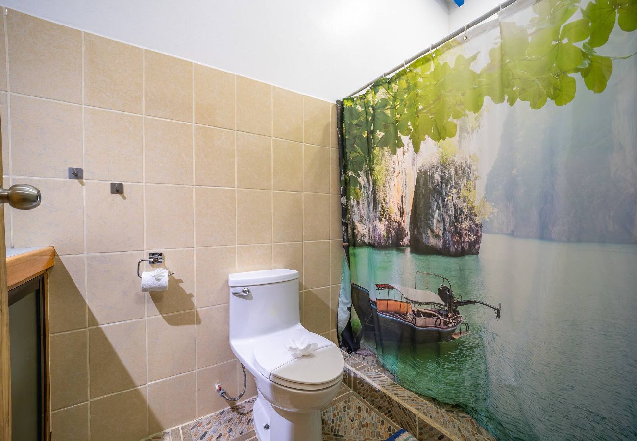 House in Cocles - Blue Mavericks for Nature Lovers 4WD ONLY 