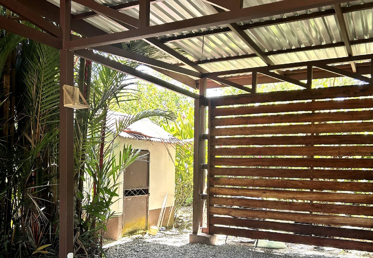 Villa in Cahuita - Three Monkeys Cahuita | Pool | A/C | BBQ 