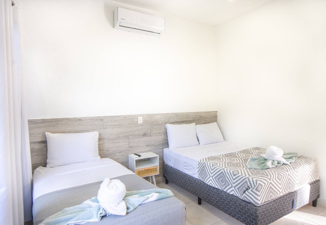 House in Playa Chiquita - Somnara Villas 4 Private Homes 8 Min Walk to Beach 
