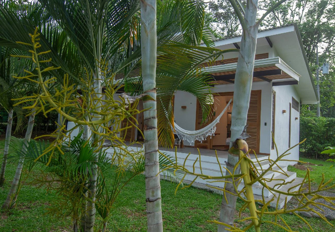 Villa in Playa Chiquita - Tres Lodge for 10 guests w/ Private Pool 