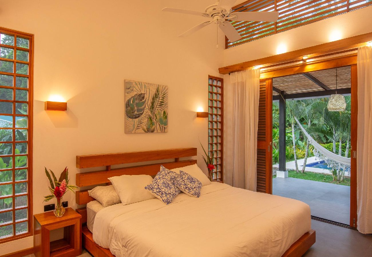 Villa in Playa Chiquita - Tres Lodge for 10 guests w/ Private Pool 