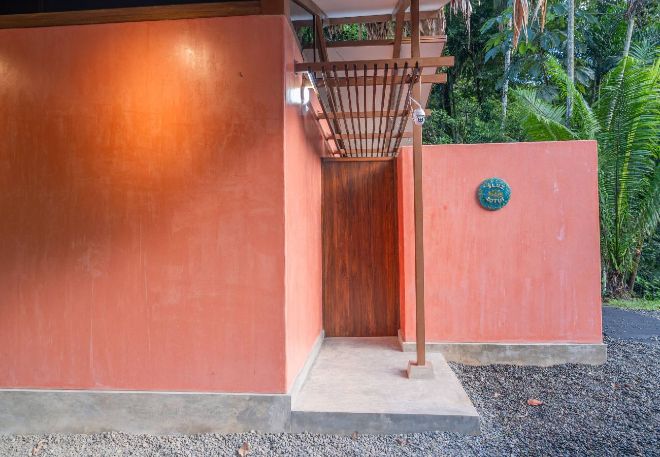 Studio in Punta Uva - Blue Lotus Cozy Studio 700 m from Punta Uva