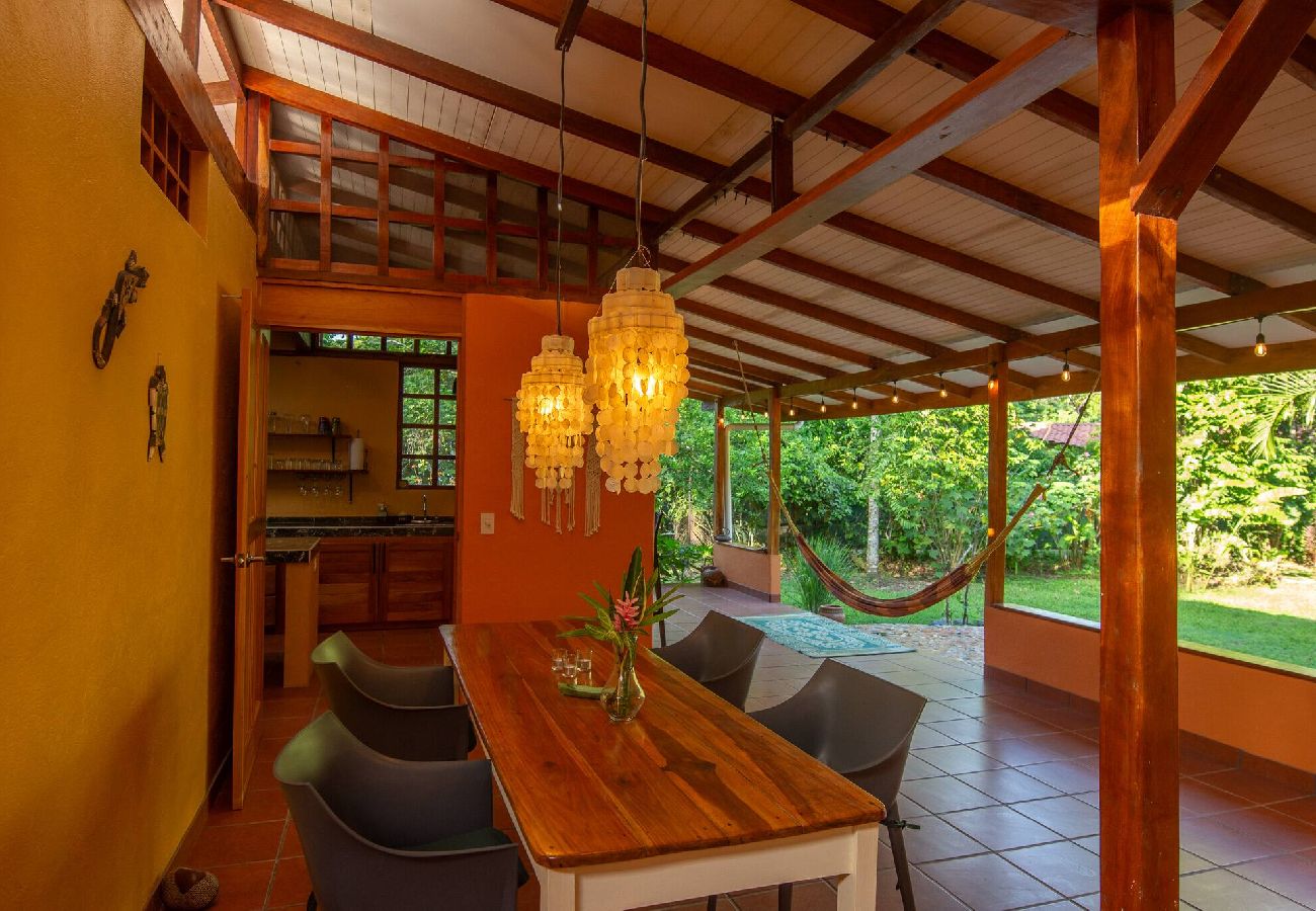 House in Playa Chiquita - Casa Raku - Beach Getaway, Monthly Stays Welcome
