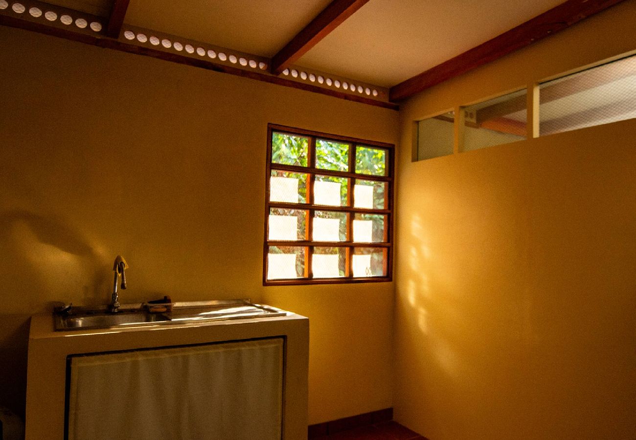 House in Playa Chiquita - Casa Raku - Beach Getaway, Monthly Stays Welcome