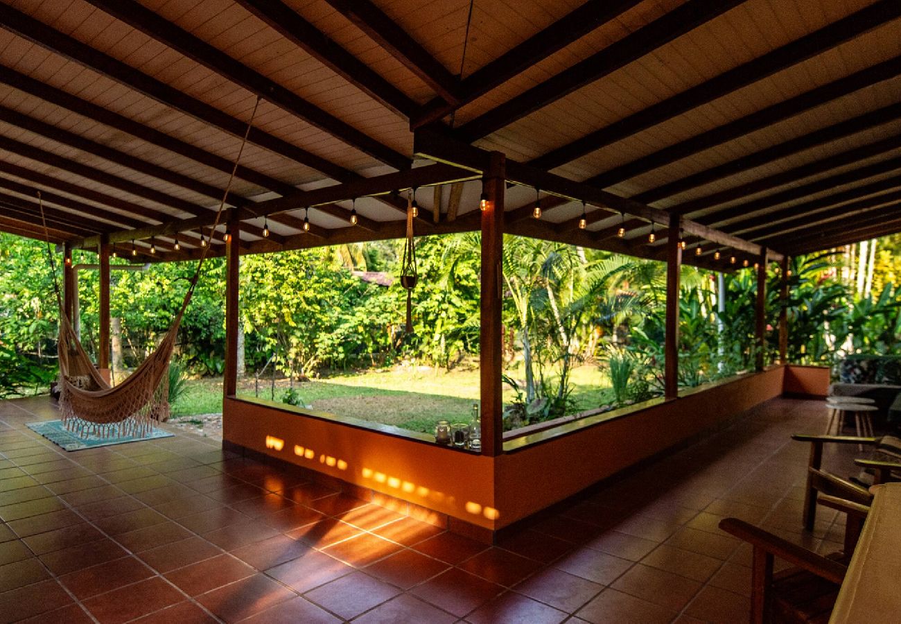 House in Playa Chiquita - Casa Raku - Beach Getaway, Monthly Stays Welcome