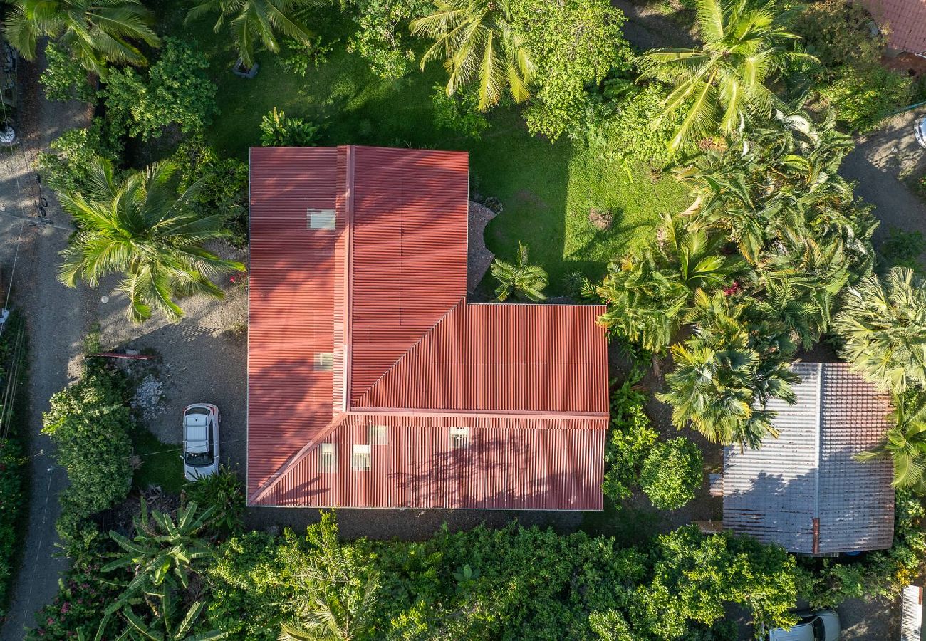 House in Playa Chiquita - Casa Raku - Beach Getaway, Monthly Stays Welcome