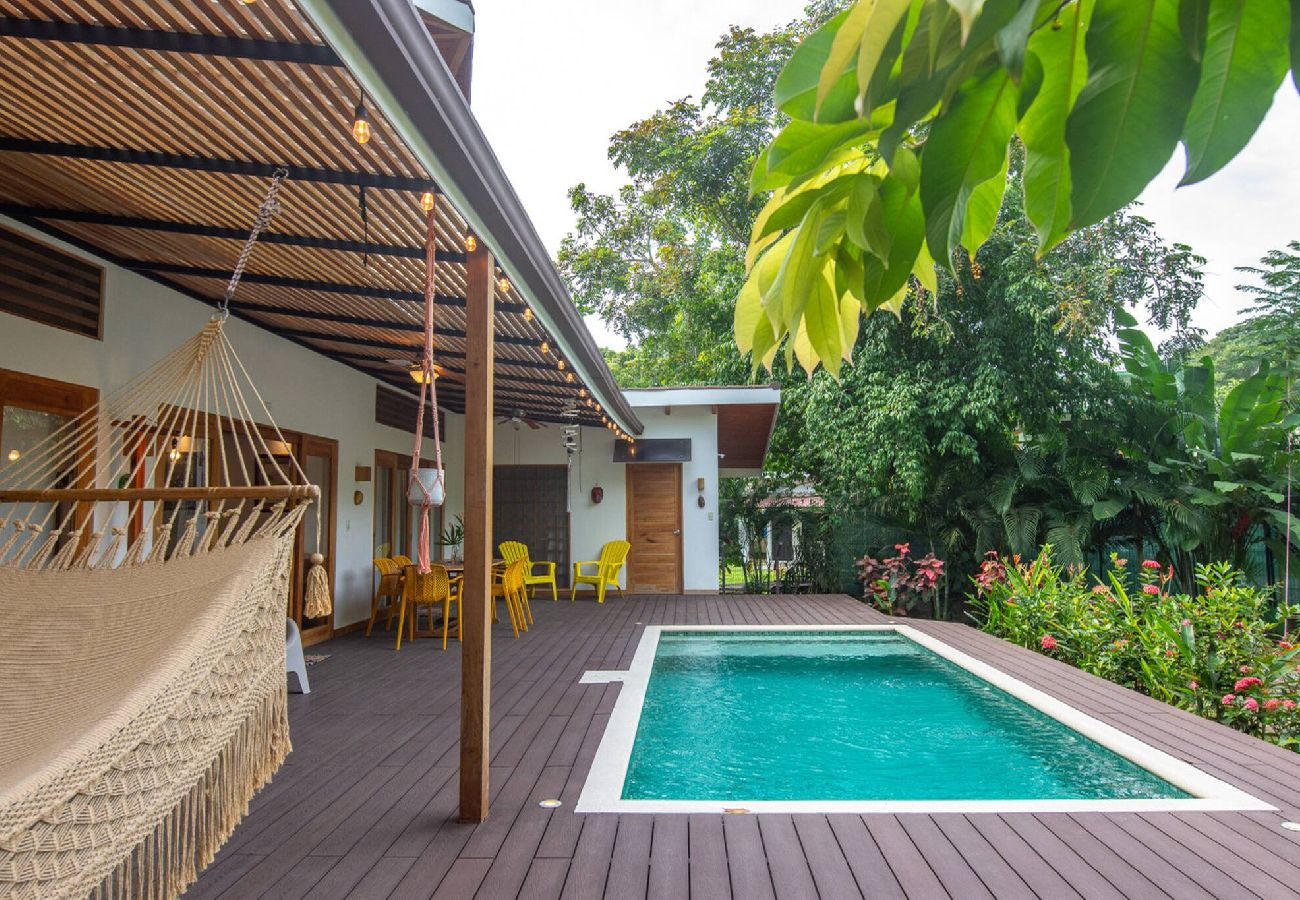 House in Cahuita - Luz de Luna AC Private Pool 300 m from Beach