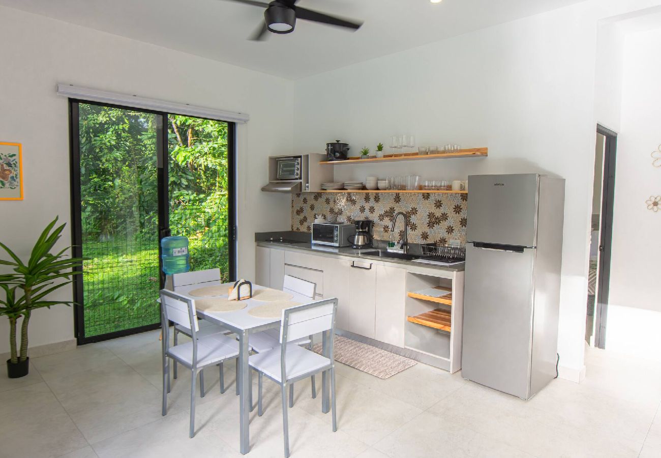 Villa in Playa Chiquita - Flor Silvestre Shared Pool 3 min walk to the Beach 
